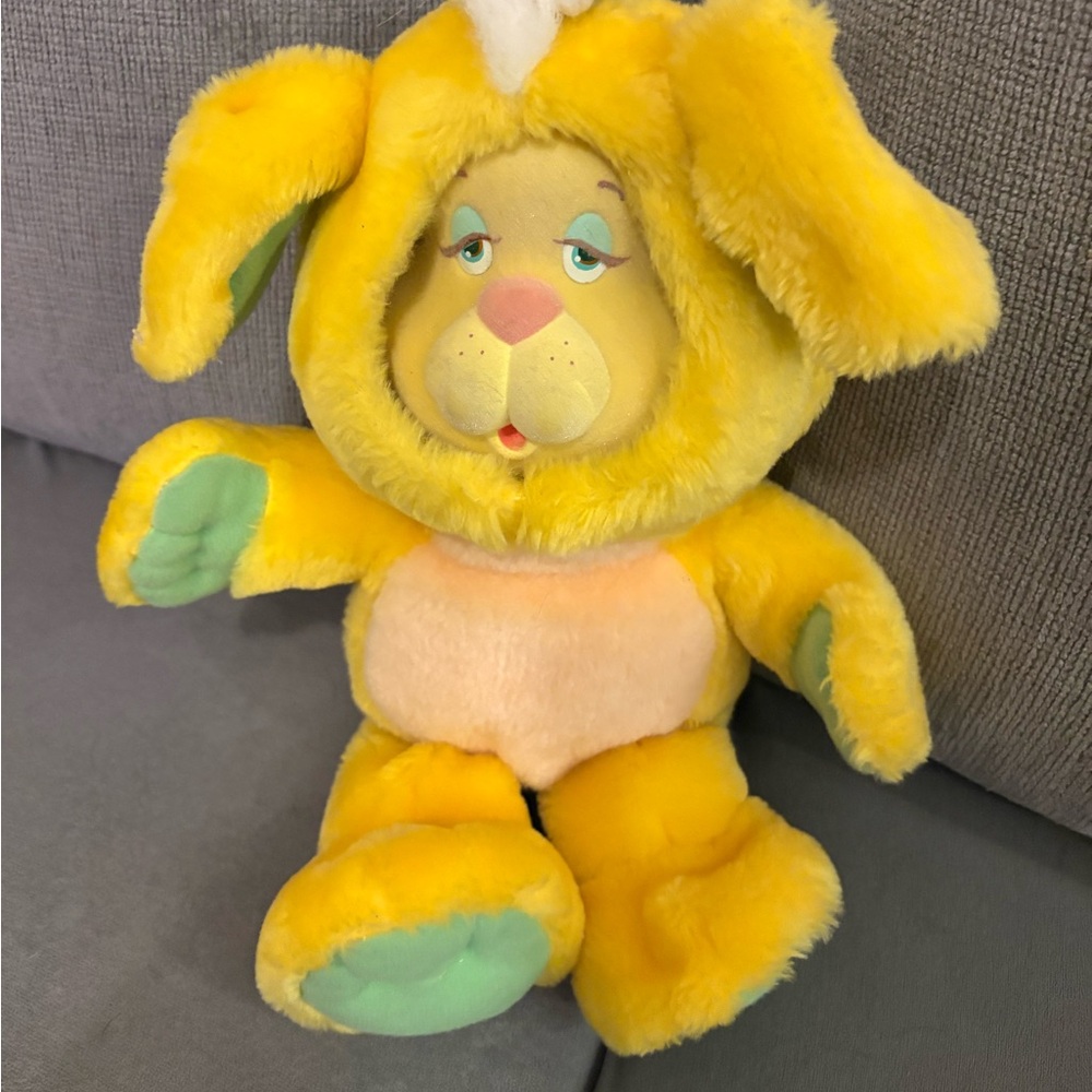 Vintage 1991 Precious Feelings, Irwin Toys Yellow Plush Dog with Rotating Faces